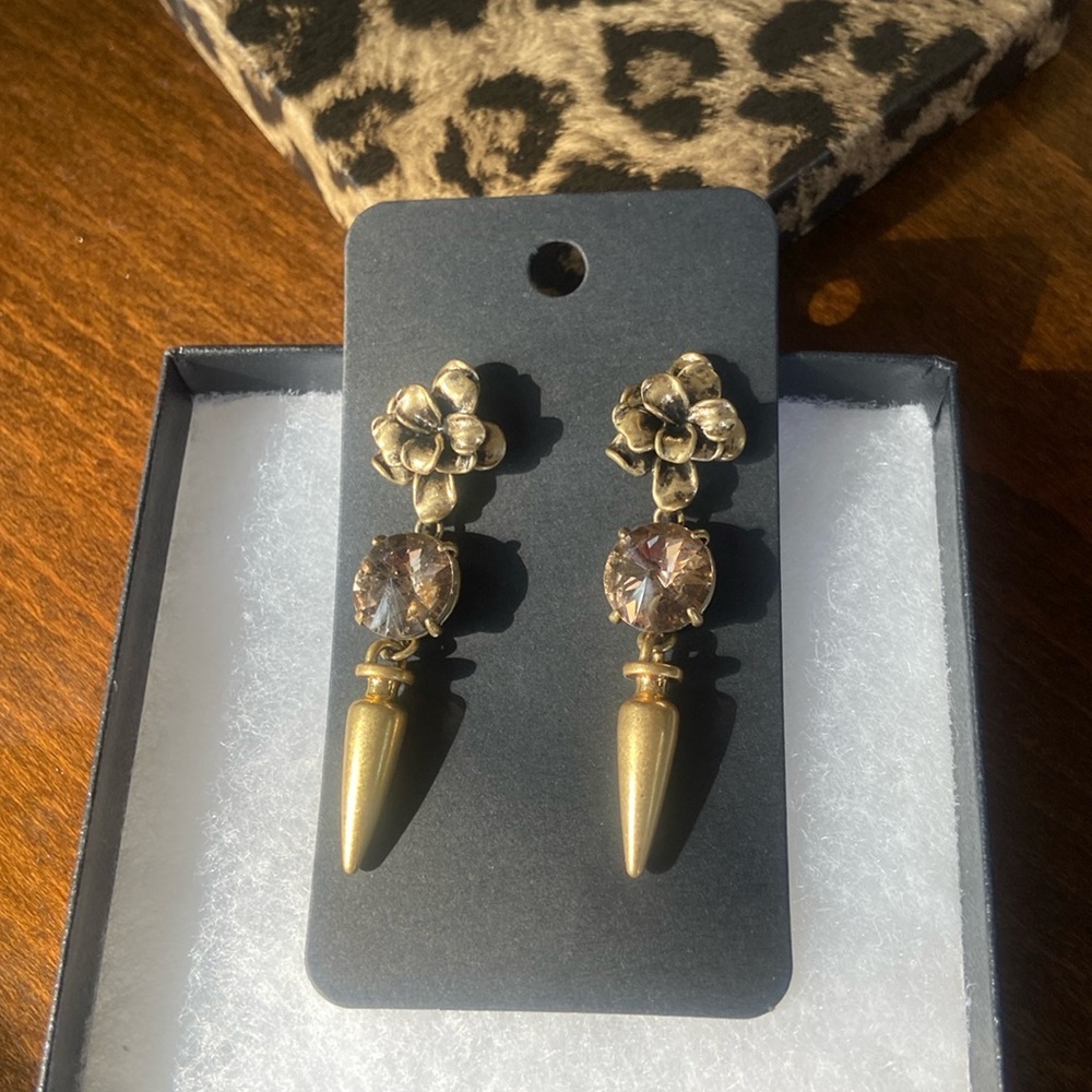 Stella & Dot floral earrings with faceted stone and spike, gold/bronze.